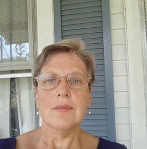 Meet your Posher, Bonnie